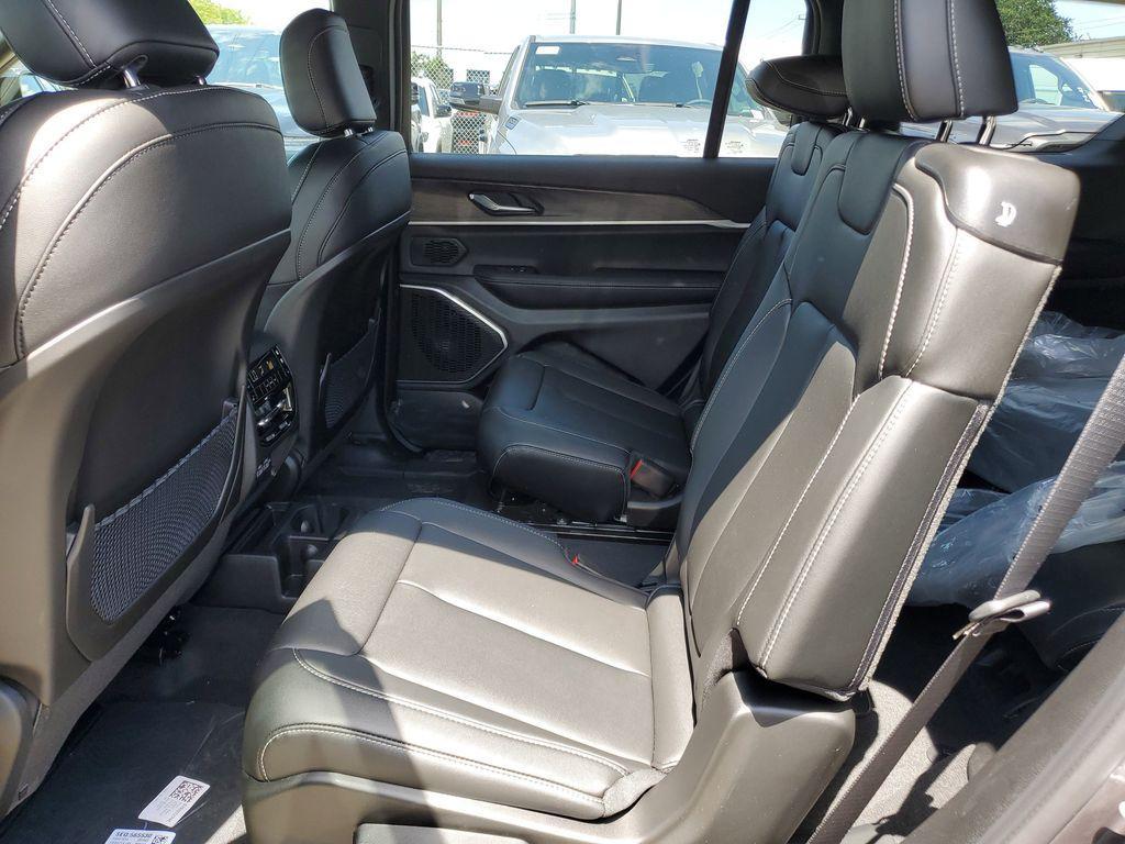 new 2025 Jeep Grand Cherokee L car, priced at $43,132