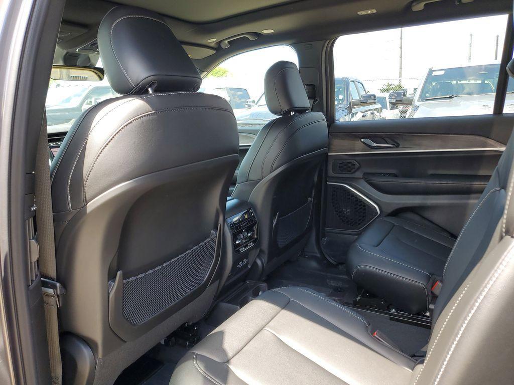 new 2025 Jeep Grand Cherokee L car, priced at $43,132