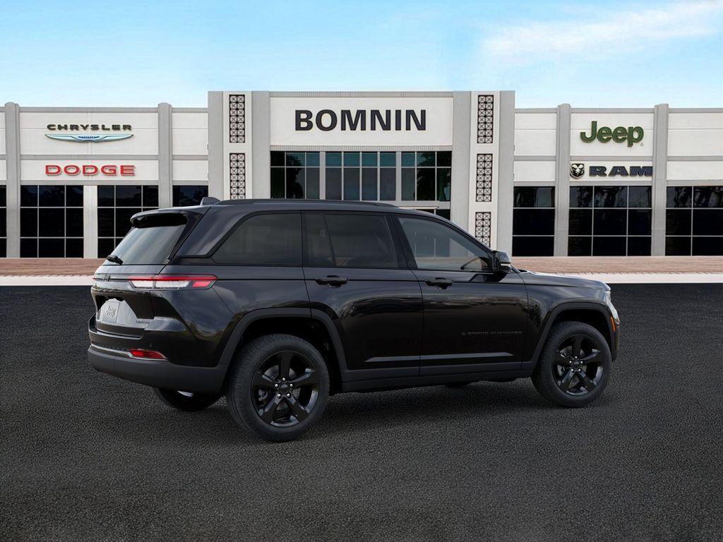 new 2025 Jeep Grand Cherokee car, priced at $37,805