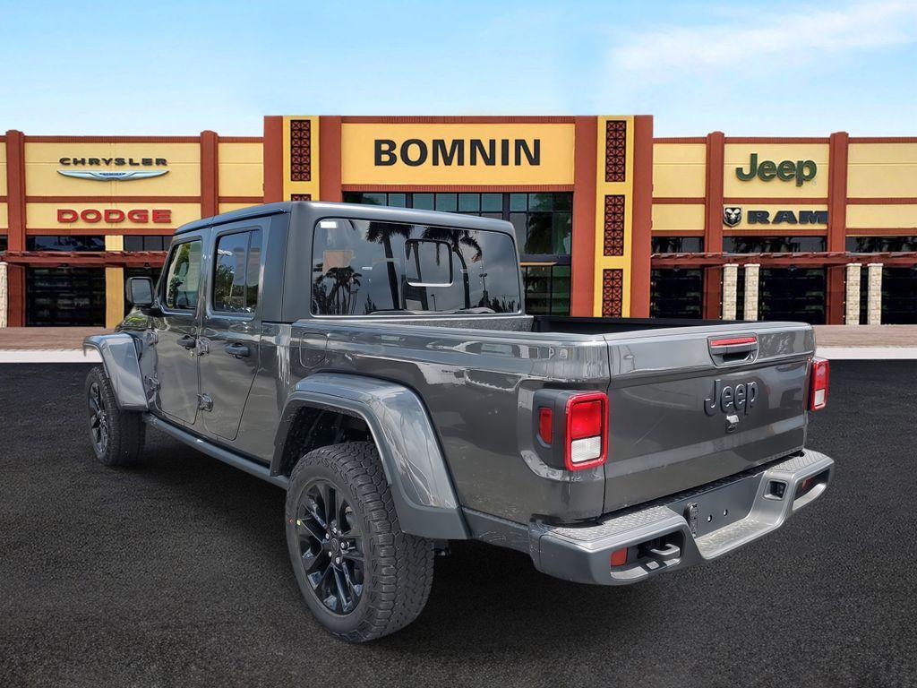 new 2025 Jeep Gladiator car, priced at $36,680