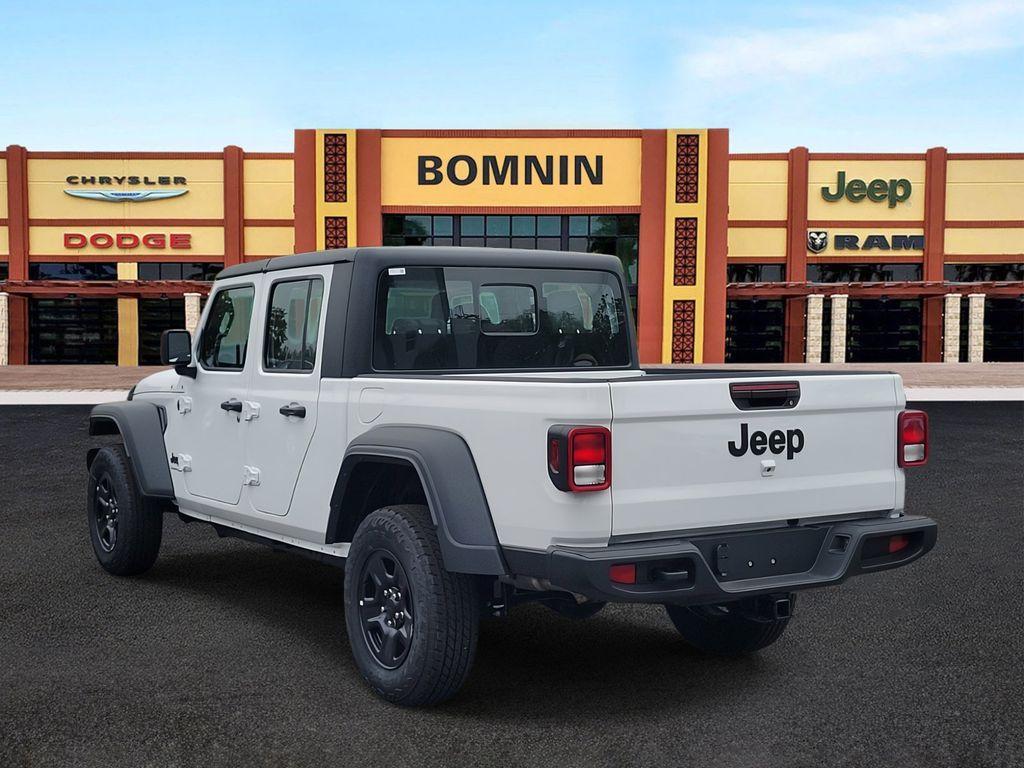 new 2024 Jeep Gladiator car, priced at $30,775