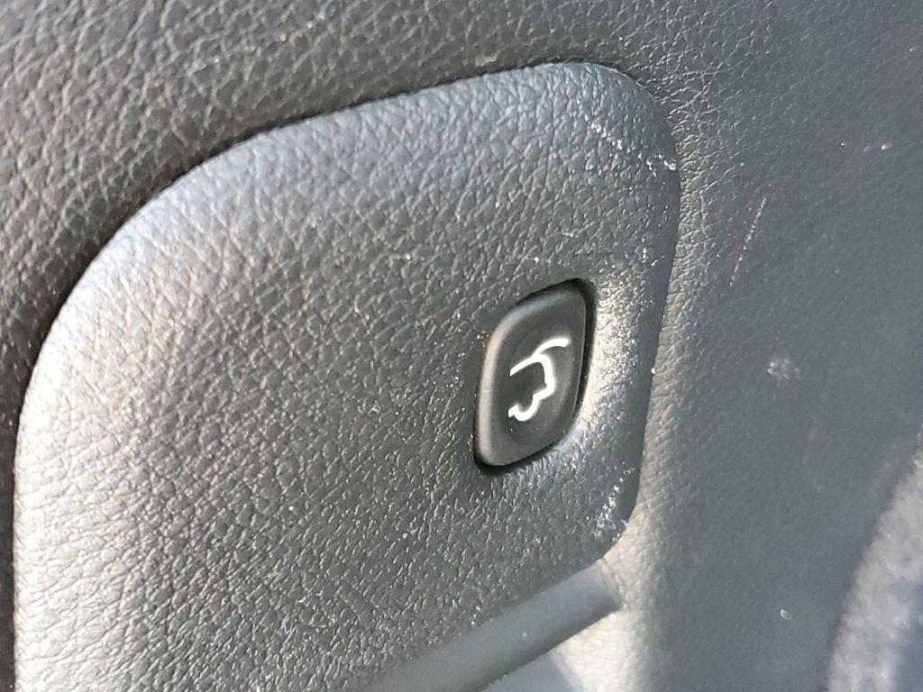 used 2019 Jeep Grand Cherokee car, priced at $19,990