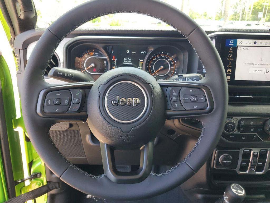 new 2025 Jeep Wrangler car, priced at $40,076