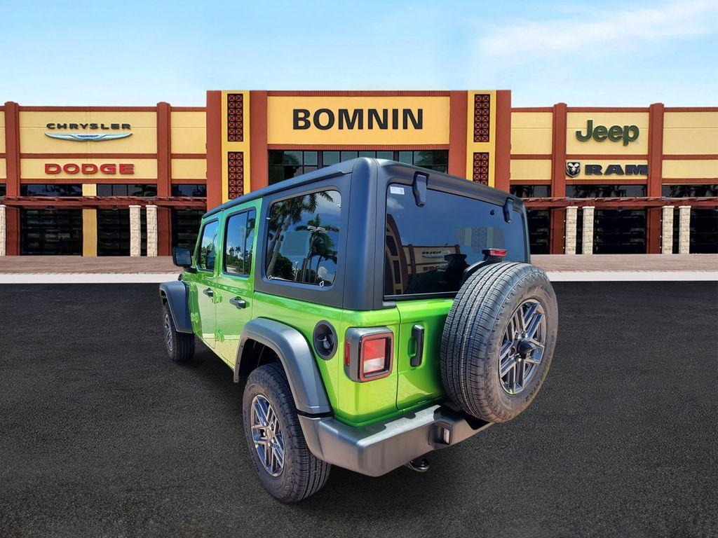new 2025 Jeep Wrangler car, priced at $40,076