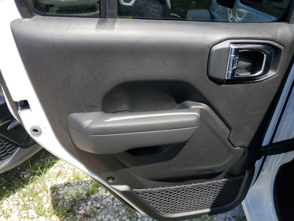 new 2025 Jeep Wrangler car, priced at $39,481