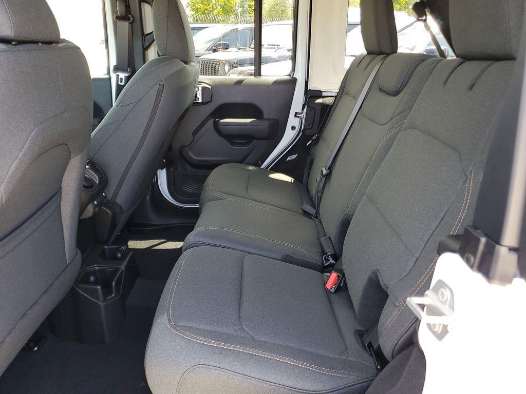 new 2025 Jeep Wrangler car, priced at $39,481