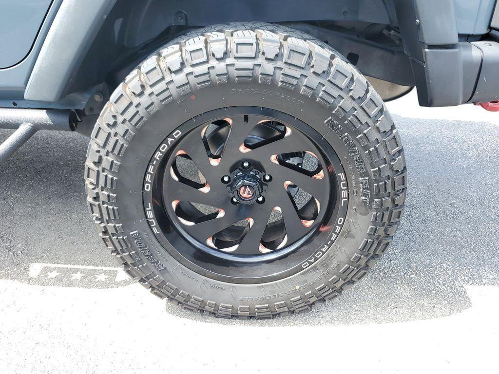 used 2013 Jeep Wrangler Unlimited car, priced at $18,990