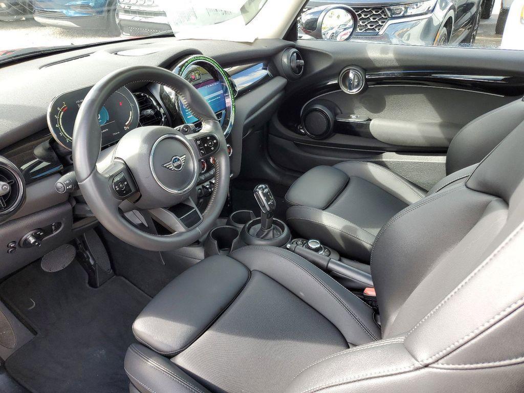 used 2023 MINI Hardtop car, priced at $21,490