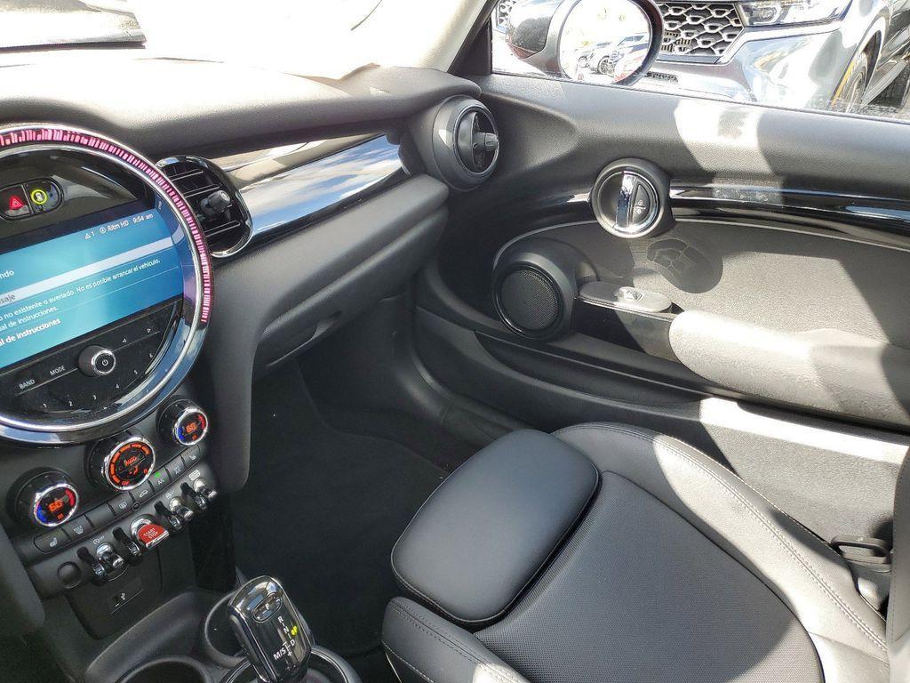 used 2023 MINI Hardtop car, priced at $21,490