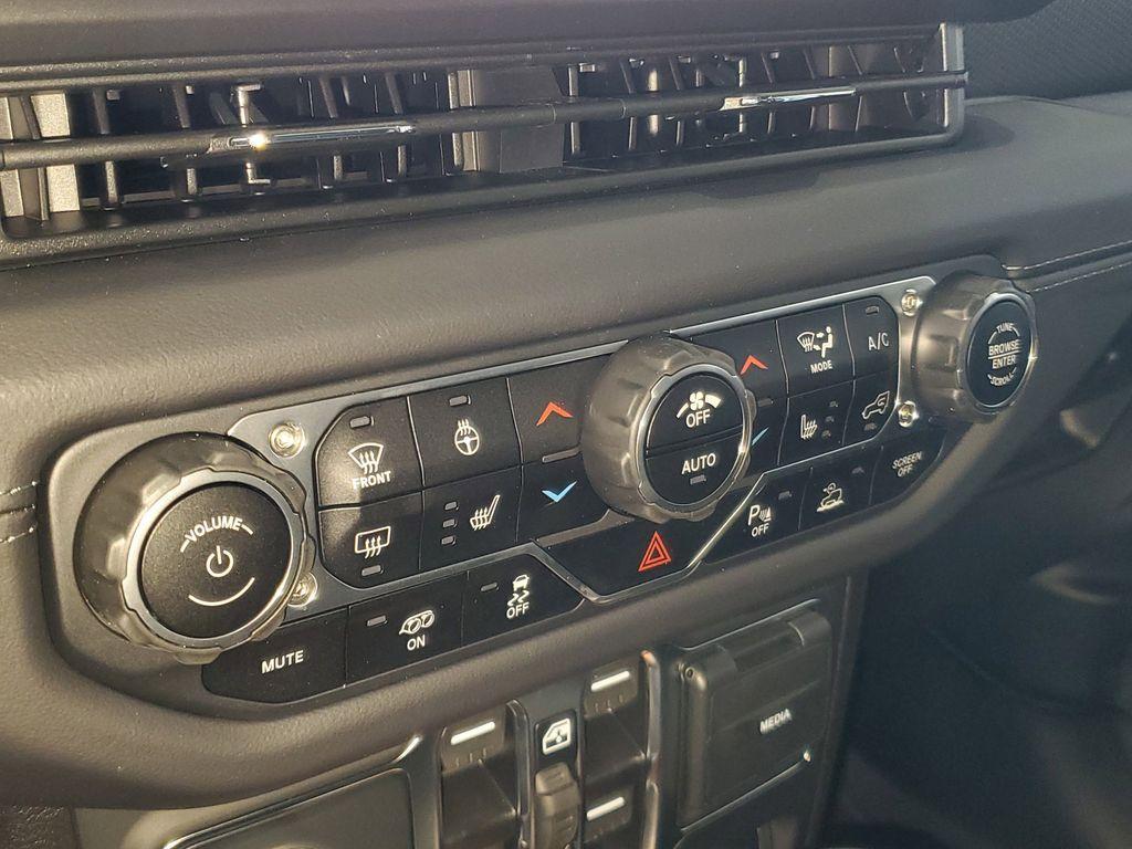 new 2025 Jeep Wrangler car, priced at $92,990