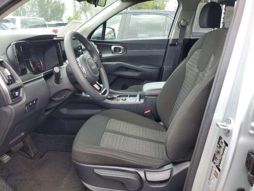 used 2022 Kia Sorento car, priced at $21,490