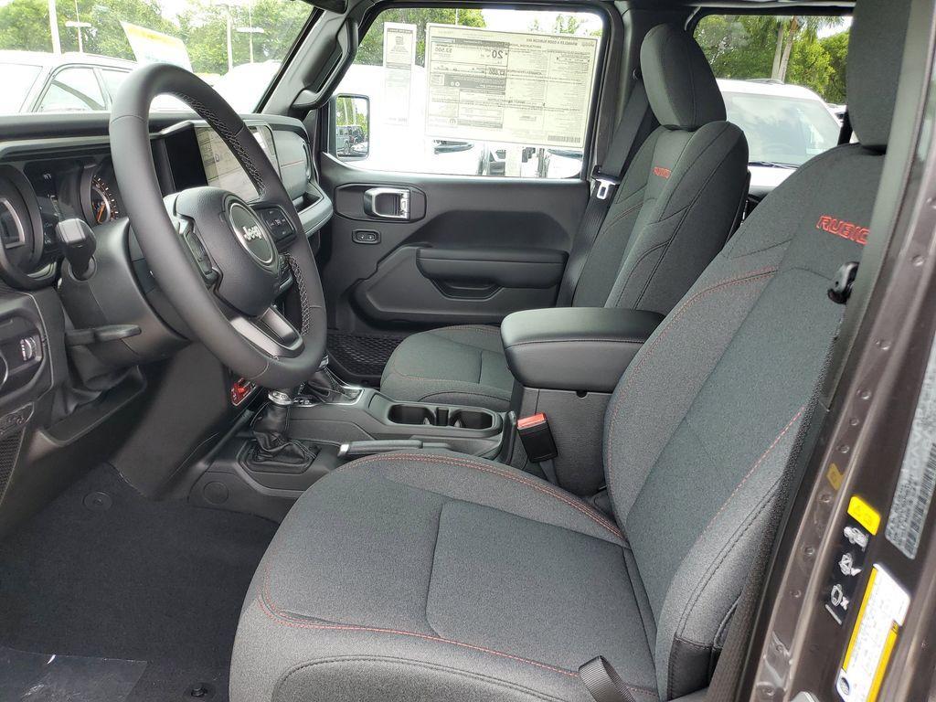 new 2025 Jeep Wrangler car, priced at $50,711