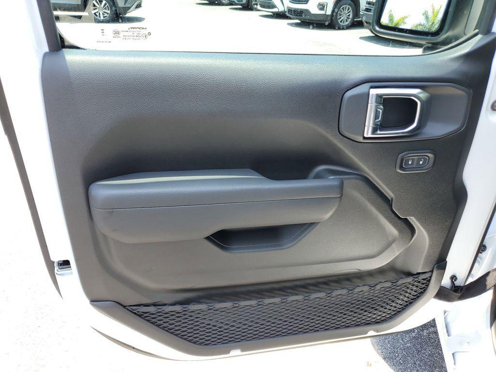 new 2025 Jeep Wrangler car, priced at $30,990