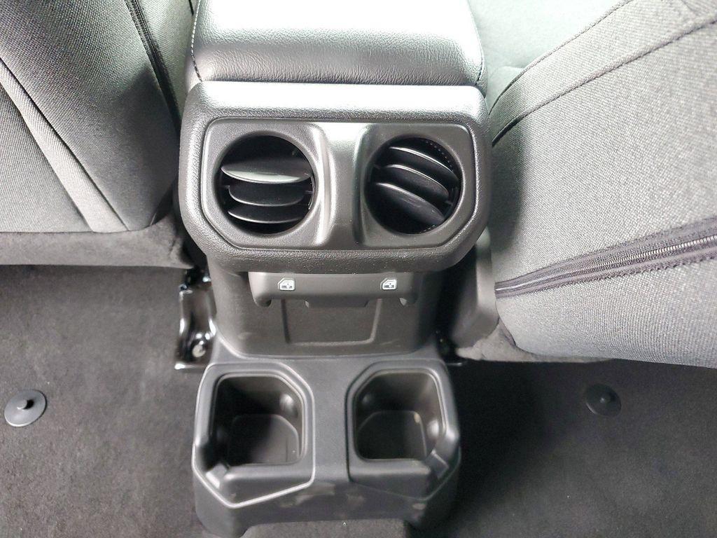 new 2025 Jeep Wrangler car, priced at $41,040