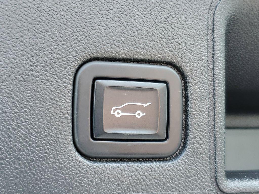 used 2022 GMC Terrain car, priced at $17,990
