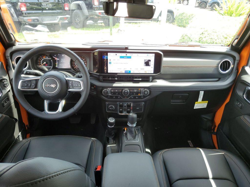 new 2025 Jeep Wrangler car, priced at $46,527