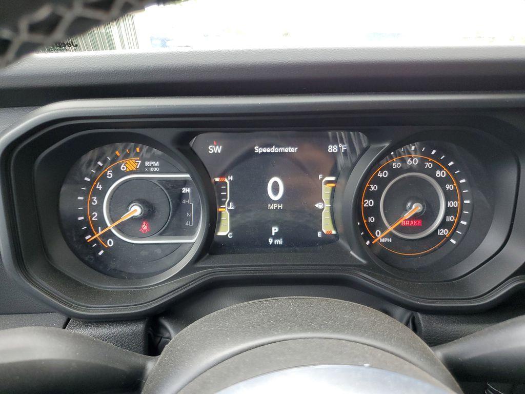 new 2025 Jeep Wrangler car, priced at $45,190