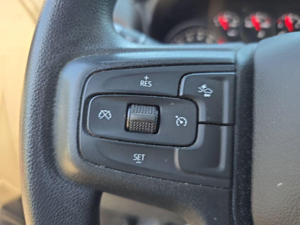 used 2024 Chevrolet Silverado 1500 car, priced at $29,990