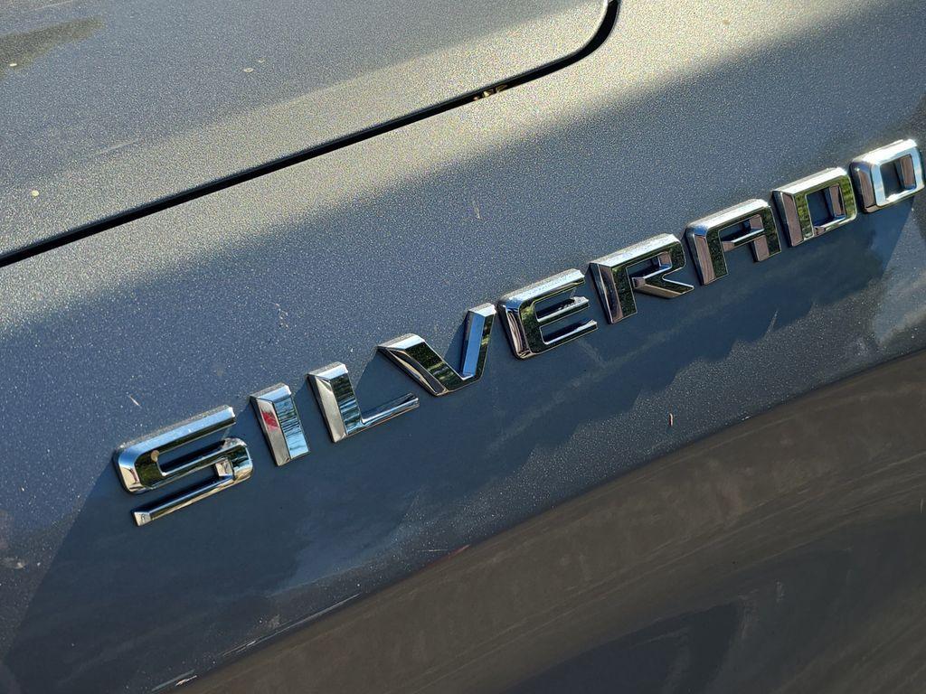 used 2024 Chevrolet Silverado 1500 car, priced at $29,990
