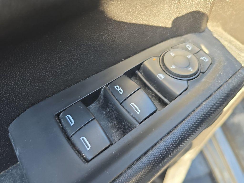 used 2024 Chevrolet Silverado 1500 car, priced at $29,990