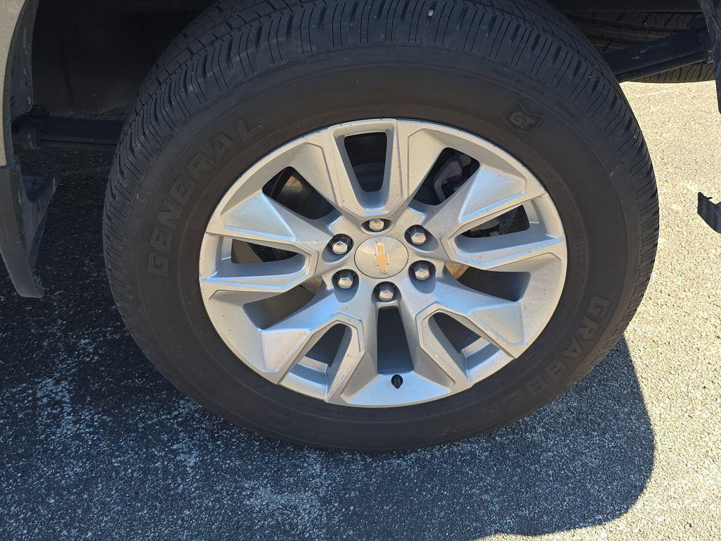 used 2024 Chevrolet Silverado 1500 car, priced at $29,990