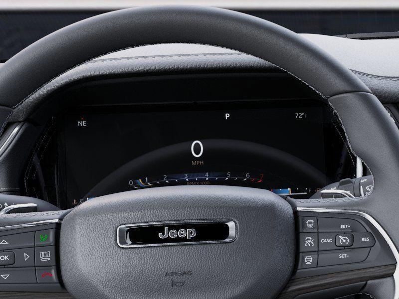 new 2025 Jeep Grand Cherokee car, priced at $34,695
