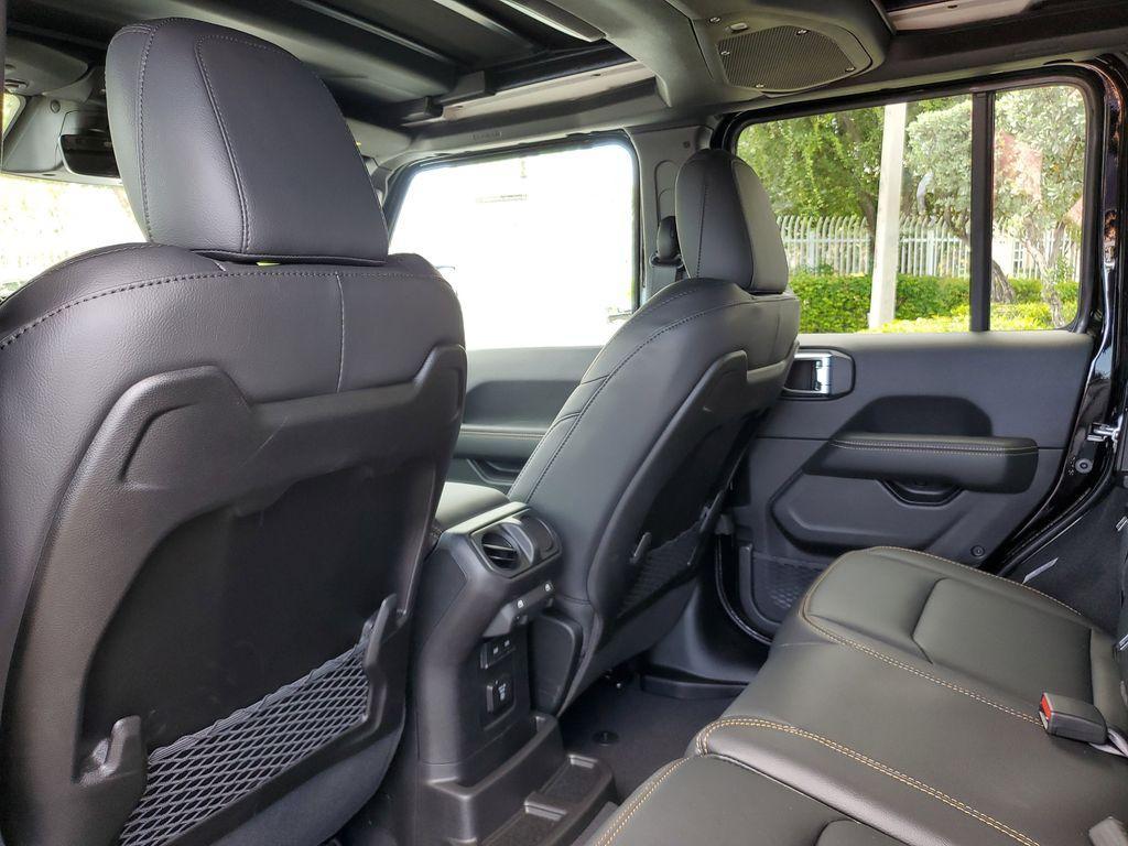 new 2025 Jeep Wrangler car, priced at $46,740
