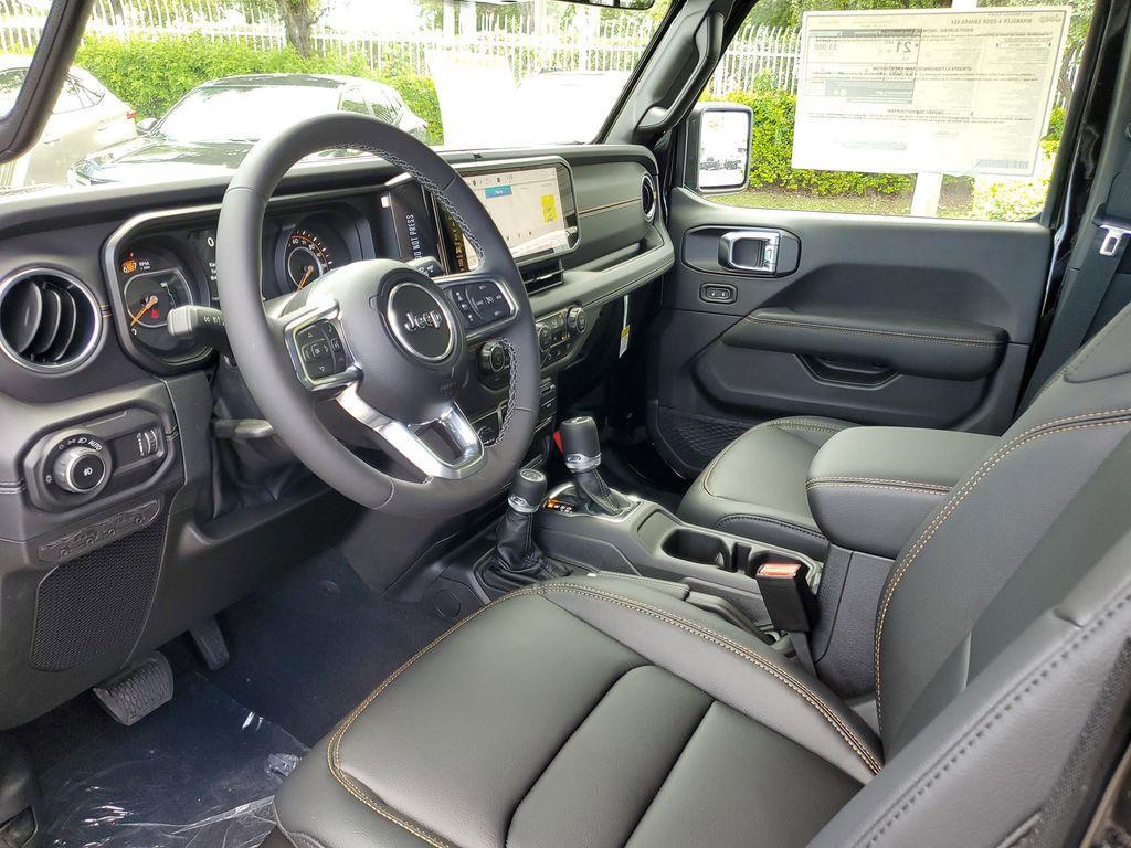 new 2025 Jeep Wrangler car, priced at $46,740