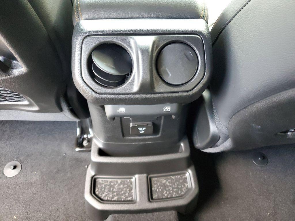 new 2025 Jeep Wrangler car, priced at $46,740