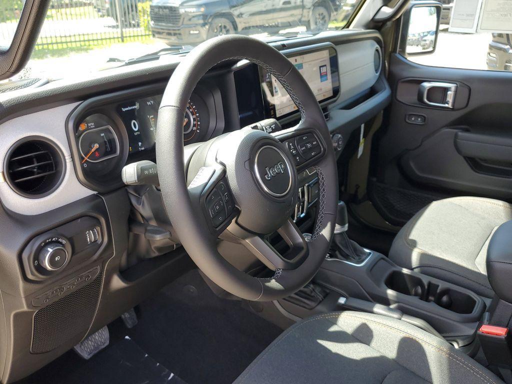 new 2025 Jeep Wrangler car, priced at $39,675