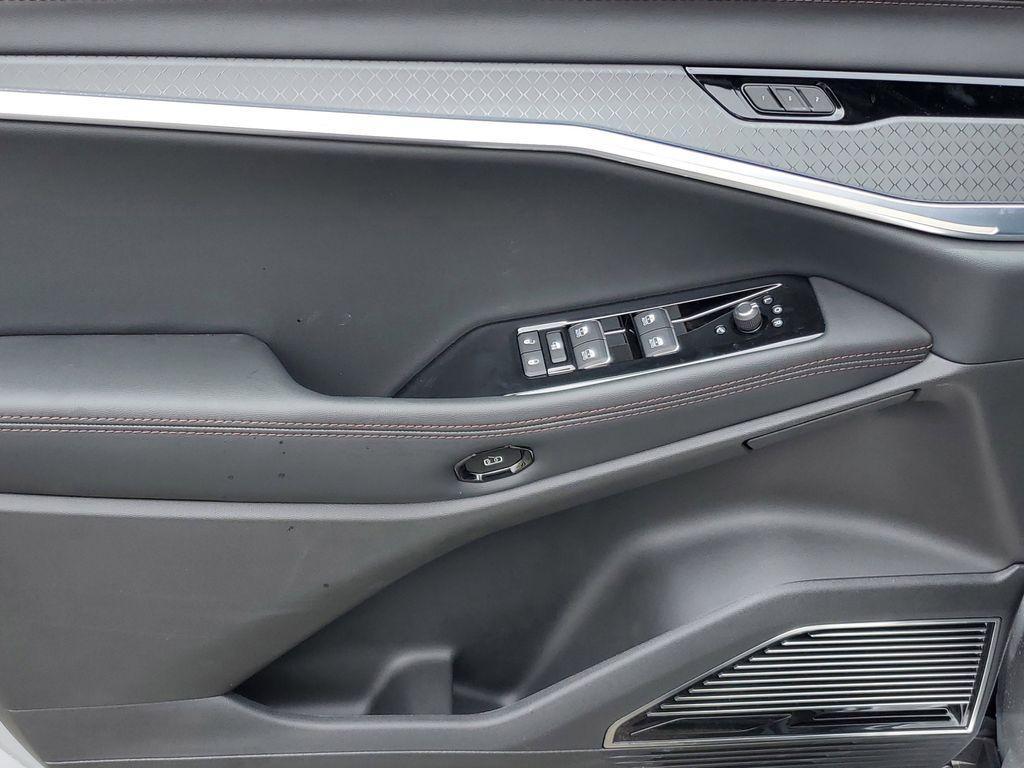 new 2025 Jeep Wagoneer S car, priced at $60,290