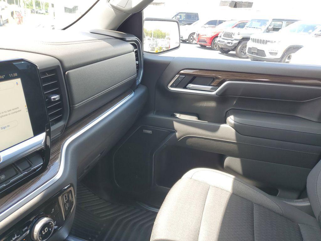 used 2022 Chevrolet Silverado 1500 car, priced at $34,490