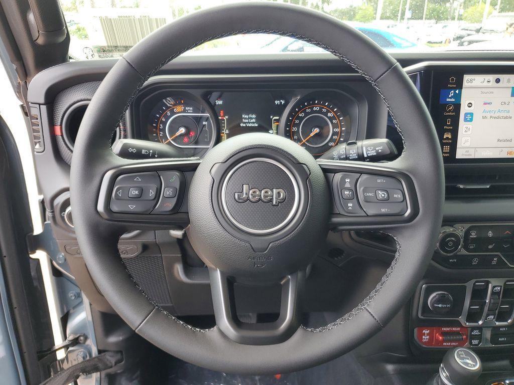 new 2025 Jeep Wrangler car, priced at $52,133
