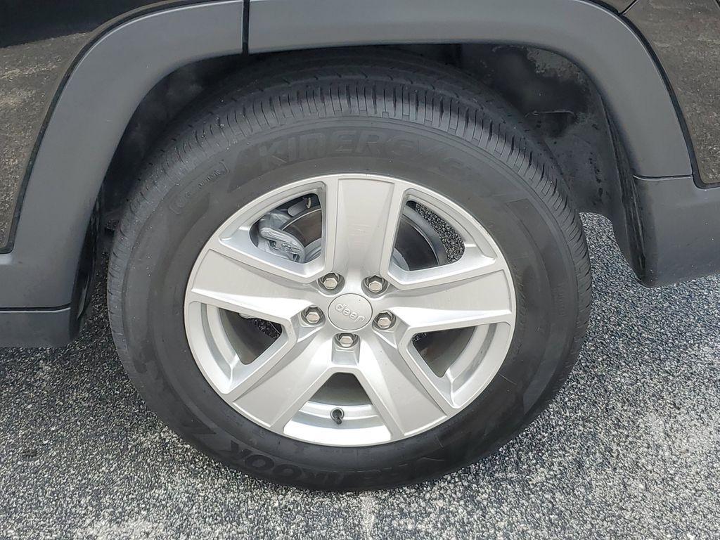 used 2022 Jeep Compass car, priced at $19,490