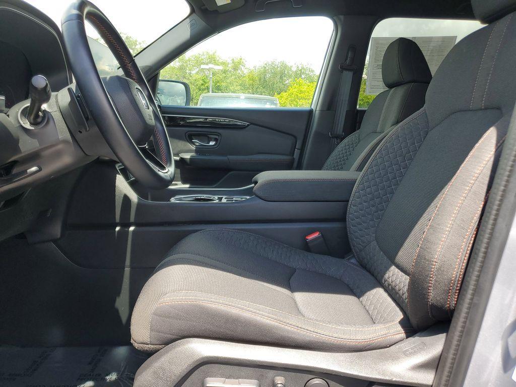 used 2023 Honda Pilot car, priced at $32,490
