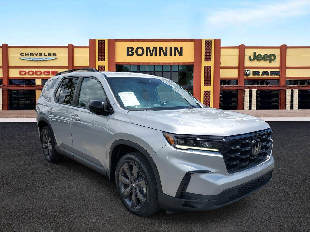 used 2023 Honda Pilot car, priced at $32,490