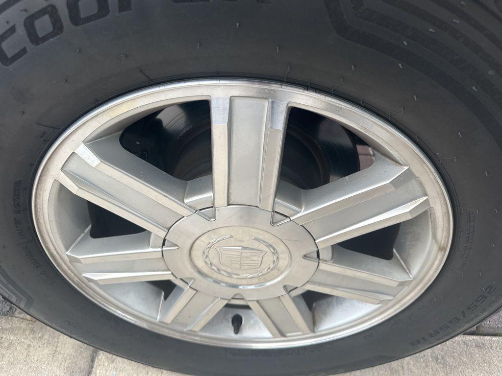 used 2014 Cadillac Escalade car, priced at $9,990