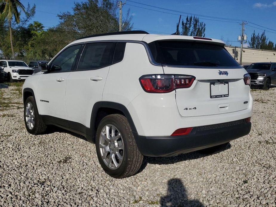 new 2024 Jeep Compass car, priced at $24,292