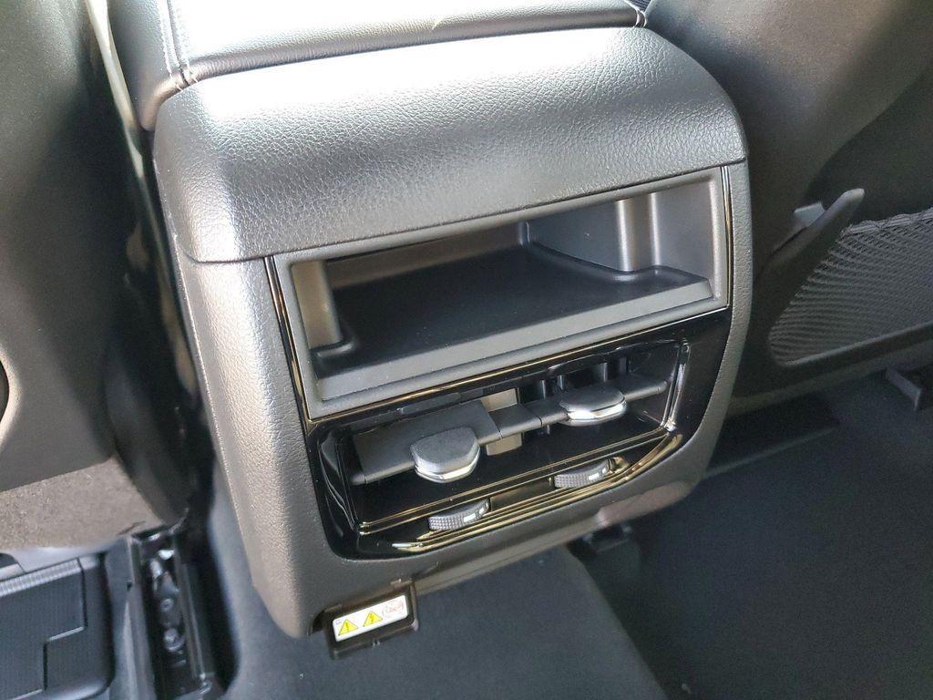 new 2025 Jeep Grand Cherokee car, priced at $36,511