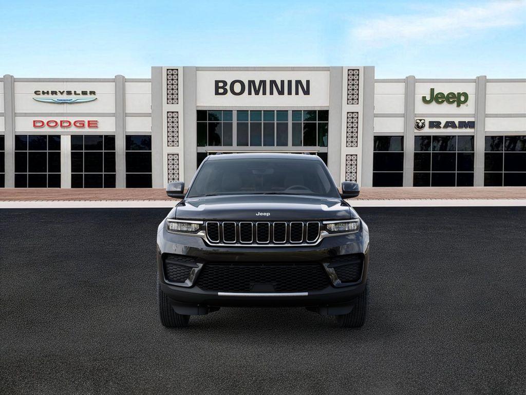 new 2025 Jeep Grand Cherokee car, priced at $33,050