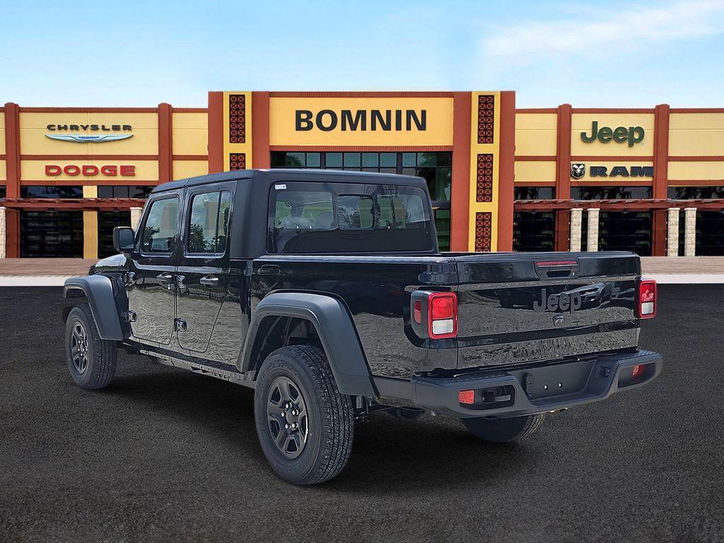 new 2025 Jeep Gladiator car, priced at $34,590