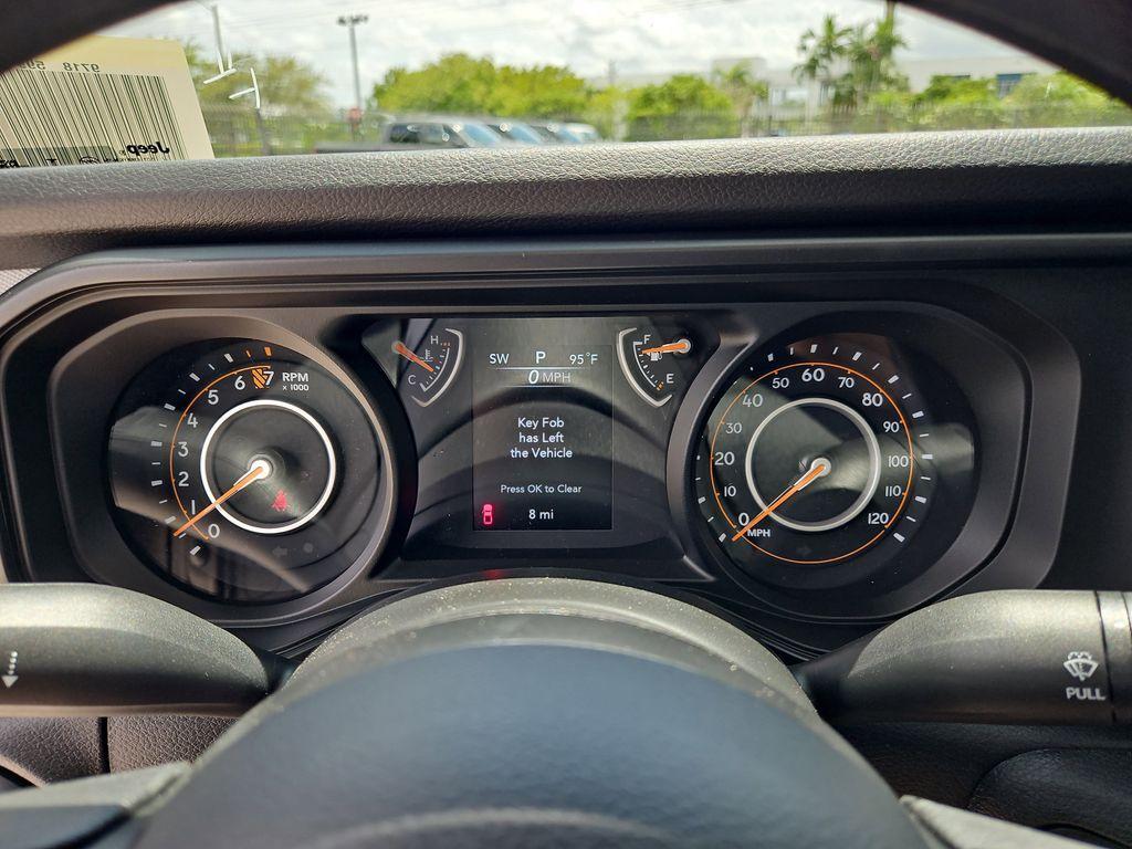 new 2025 Jeep Gladiator car, priced at $30,590