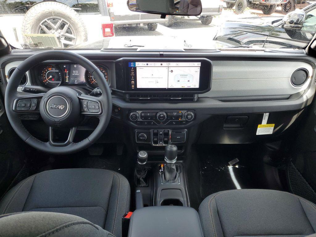 new 2025 Jeep Wrangler car, priced at $41,671