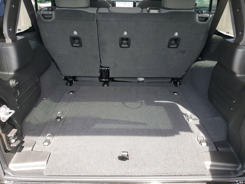 new 2025 Jeep Wrangler car, priced at $41,671
