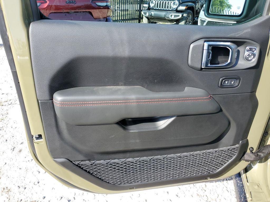 new 2025 Jeep Wrangler car, priced at $52,233