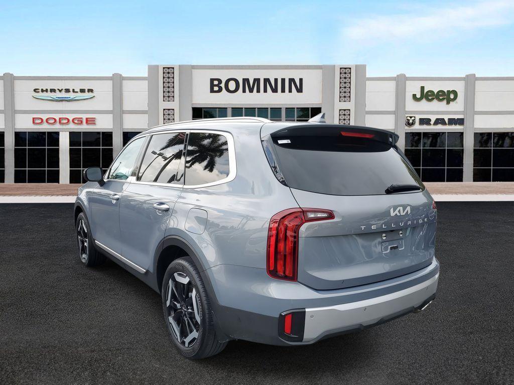 used 2024 Kia Telluride car, priced at $28,490