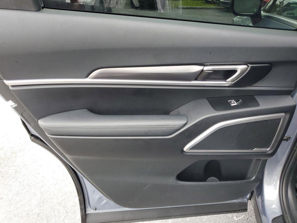 used 2024 Kia Telluride car, priced at $28,490