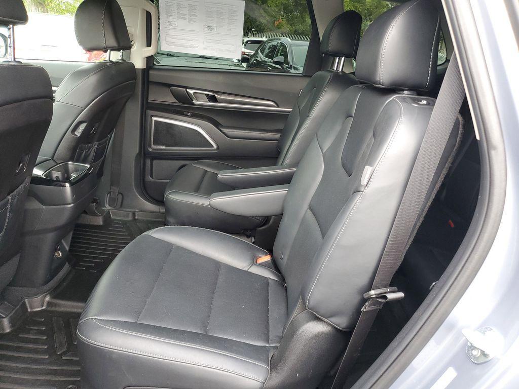 used 2024 Kia Telluride car, priced at $28,490