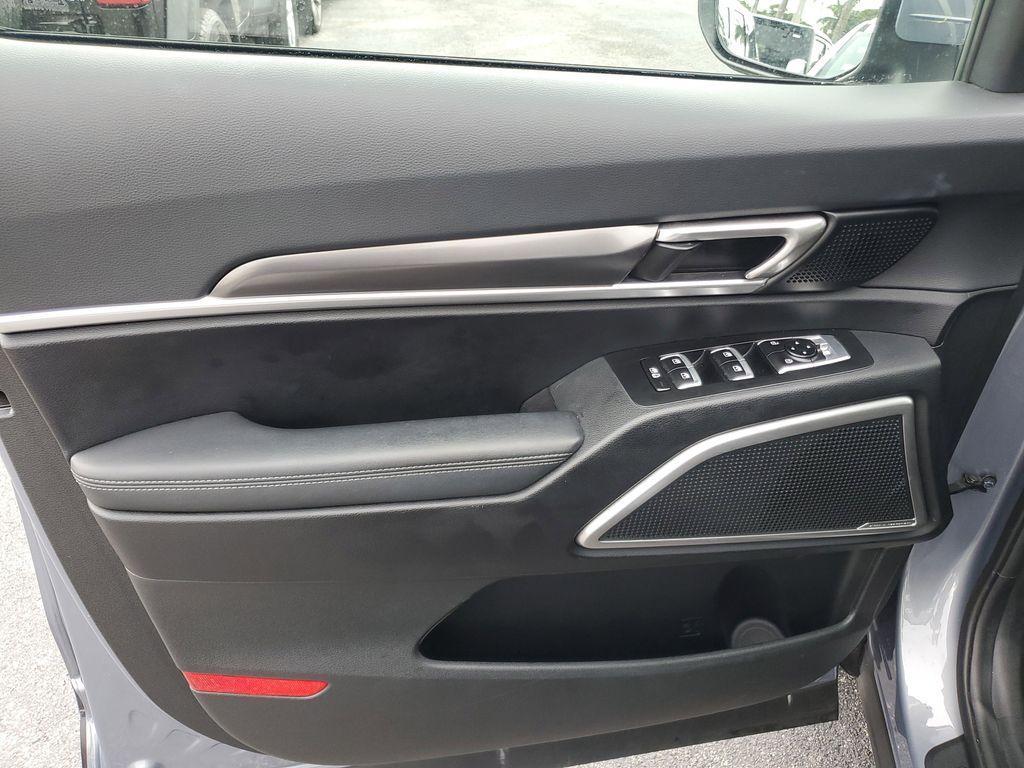 used 2024 Kia Telluride car, priced at $28,490