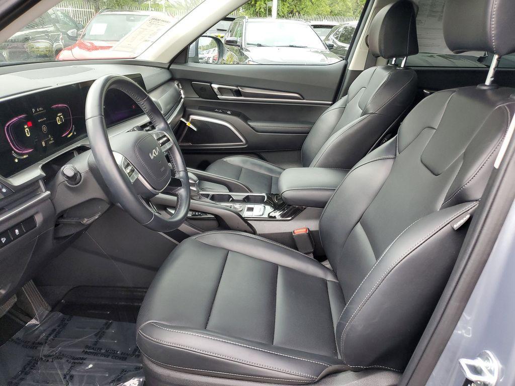 used 2024 Kia Telluride car, priced at $28,490